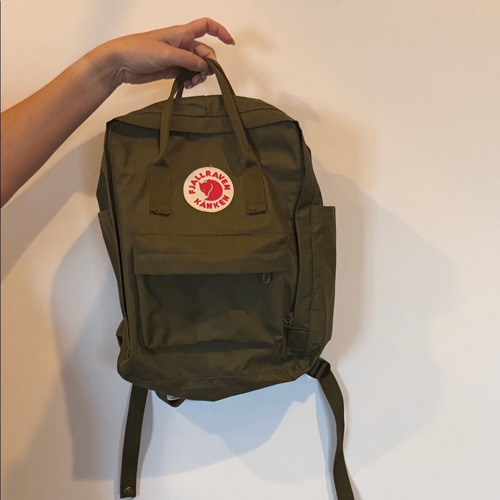 Fjallraven Kånken Olive Green Backpack